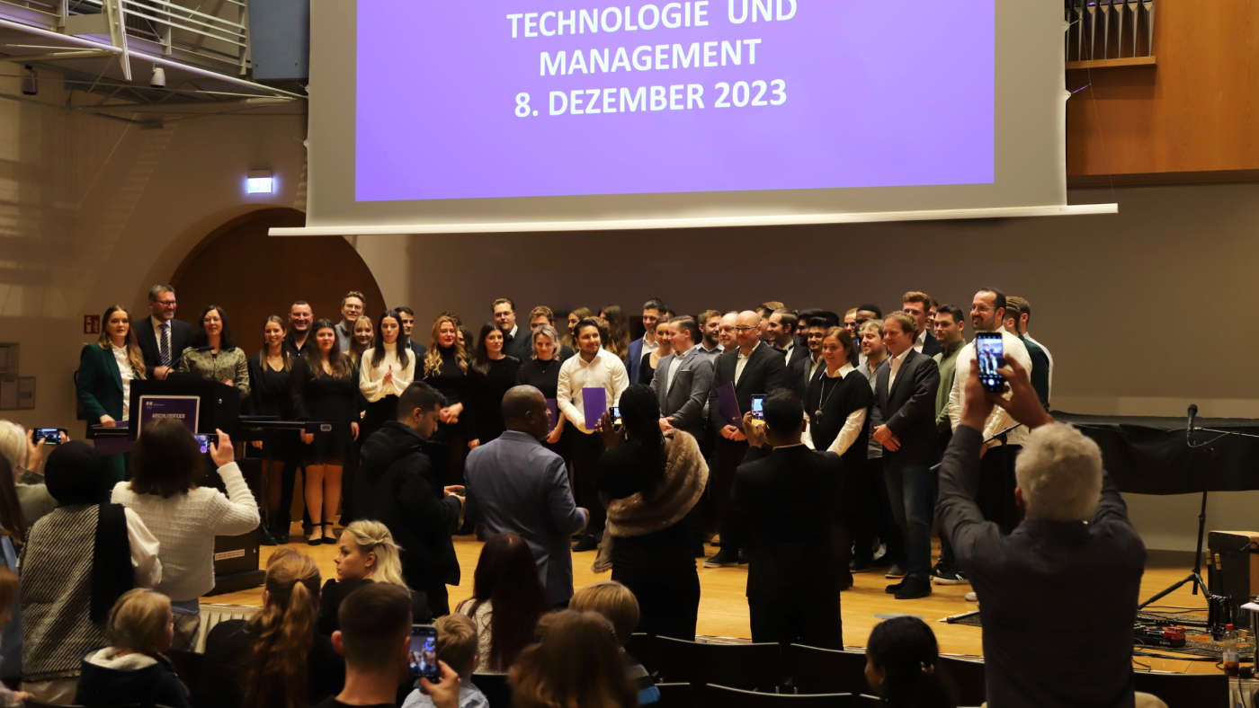 Abschlussfeier_Technologie_und_Management (31)
