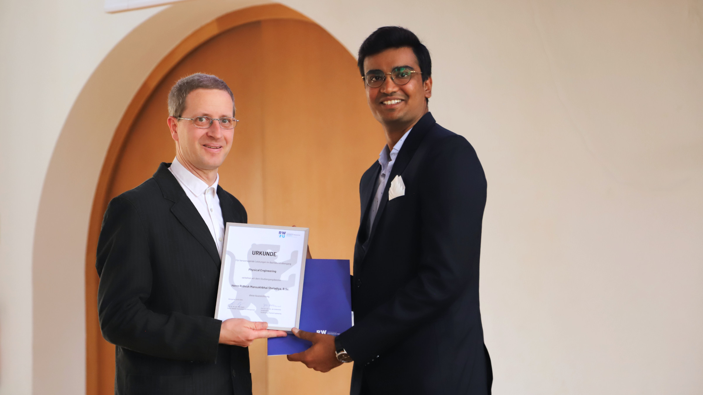 Graduation ceremony of the Faculty of Technology and Management | RWU ...