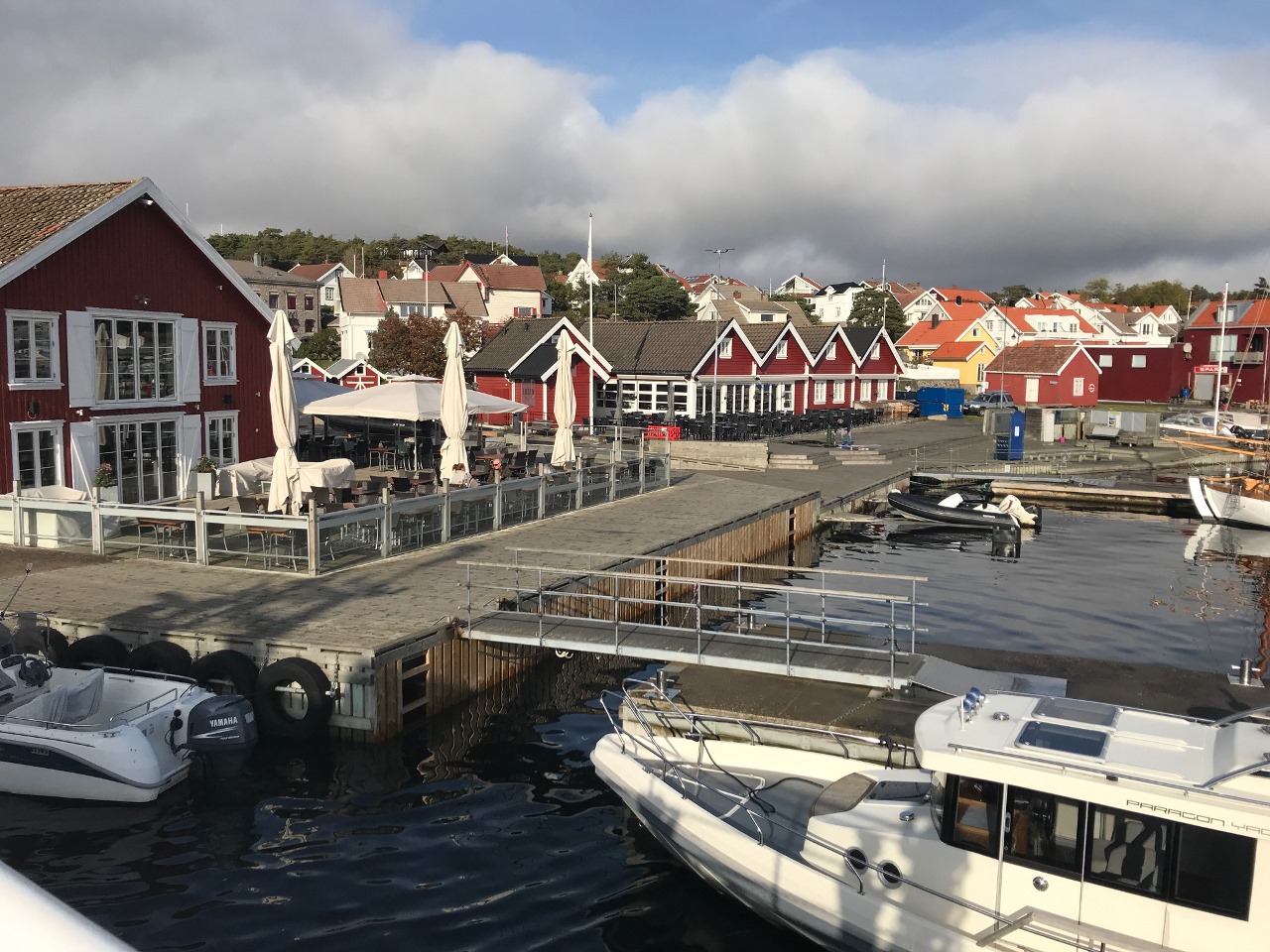 Hvaler 1