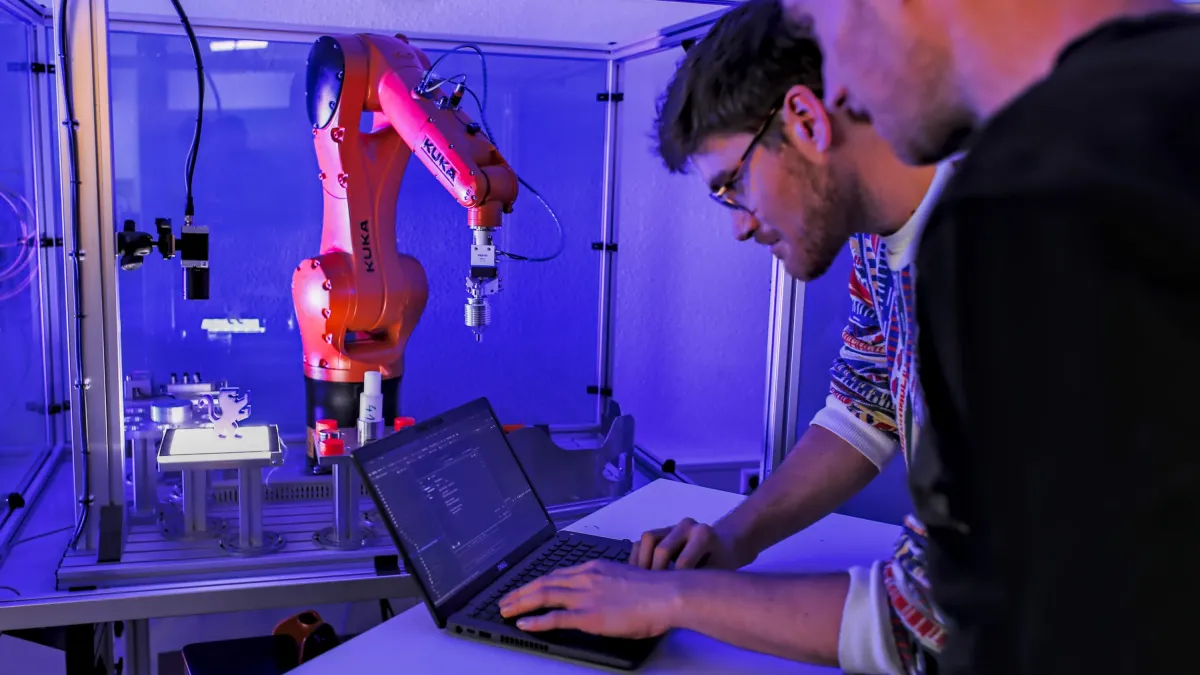 Studiengang Digital Engineering – Smart Products & Manufacturing ...