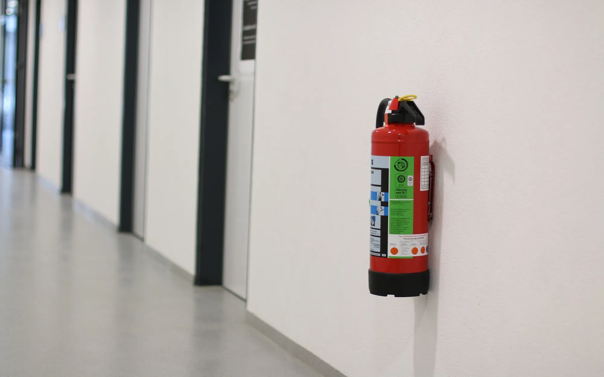 Feuerlöscher im Flur