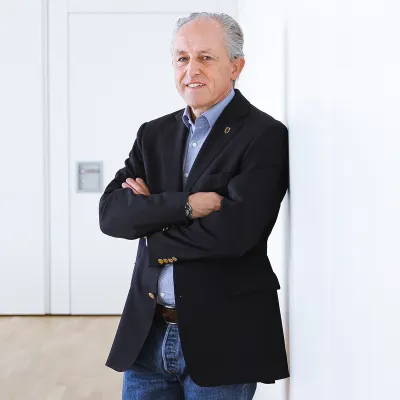 Prof. Dr. rer. pol. Axel Olaf Kern