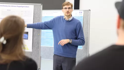 Vorträge und Workshops im Rahmen der RWU Anniversary Tour 2024