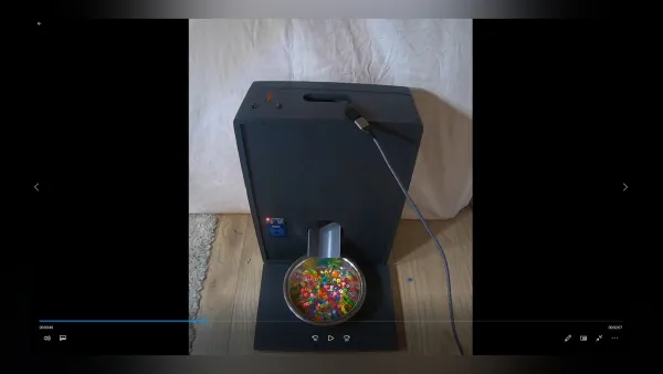 Pet Feeder