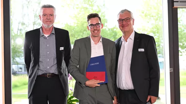 RWU-Absolvent erhält JUST!-Award, Zeppelin-Jugendstiftung, Preisverleihung