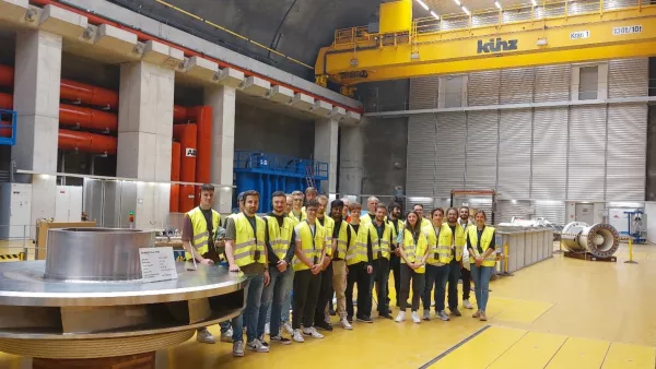 Studierendengruppe der RWU im Kopswerk II