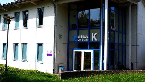 Außenansicht des K-Gebäudes oder auch Didaktikzentrum genannt.