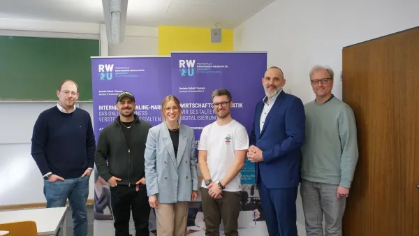 Gruppenfoto der Dozenten