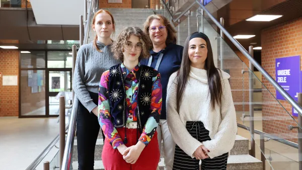 Neue Mitarbeiterinnen Mandy Buda, Chiara Roma, Petra Bucher und Caroline Kolb.