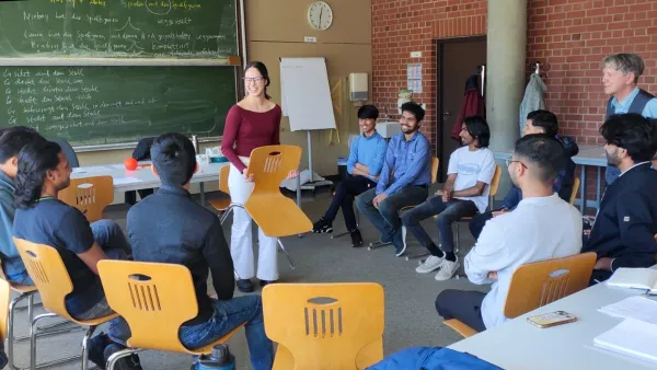 Kick-off im CLIC mit einer Gruppe von neuen Internationals an der RWU.