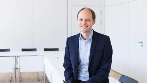 RWU Prof. Dr. Marius Hofmeister