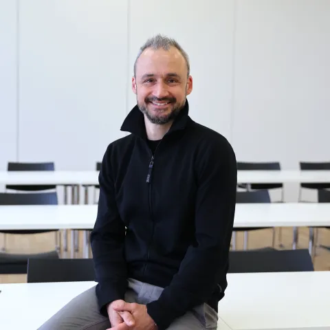 Professor Jan-Marc Hodek von der RWU