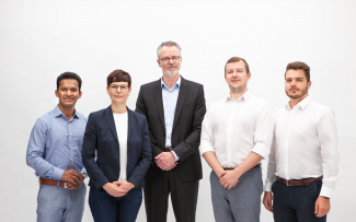 Das EXIST-Projektteam: Nayan Tukaram Kadam, Jana Künzel, Wolfram Höpken, Alexander Lohr und Fabian Grözinger.